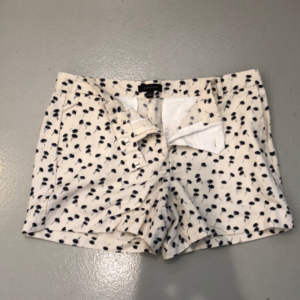 Ann Taylor palm tree shorts